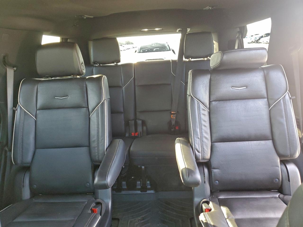 2022 CADILLAC ESCALADE