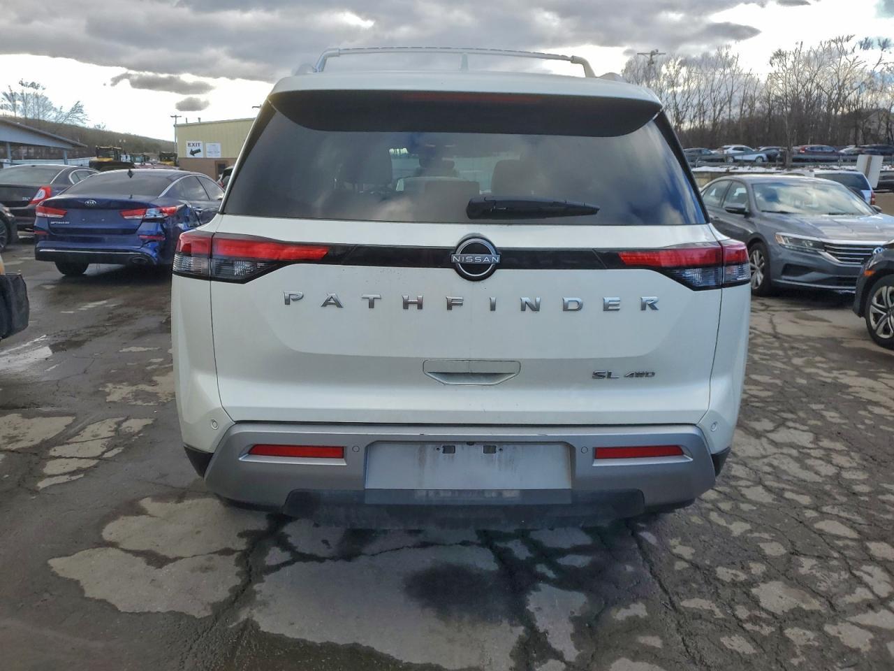 2024 NISSAN PATHFINDER