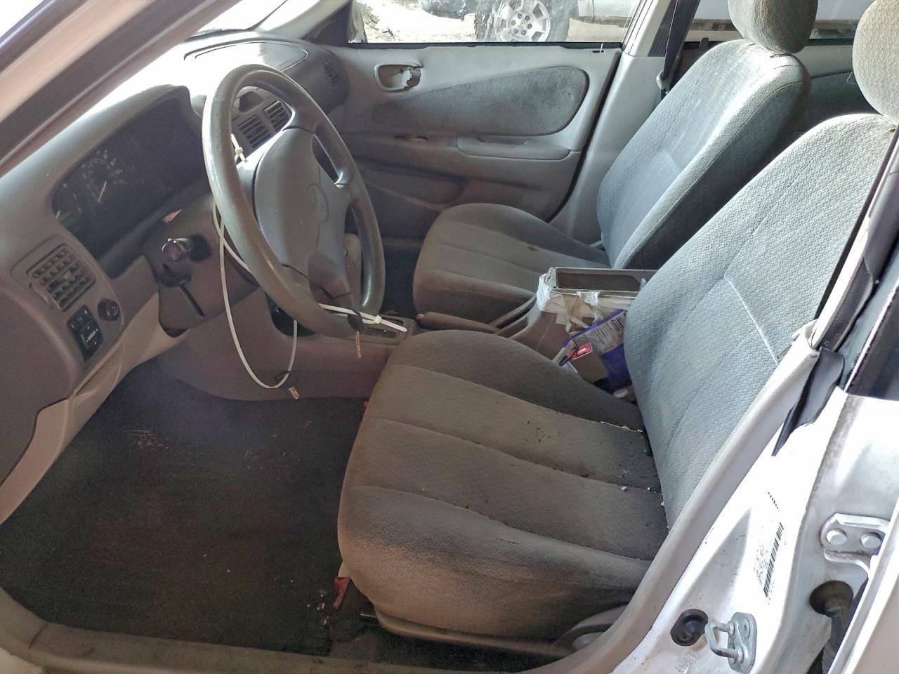2001 TOYOTA COROLLA