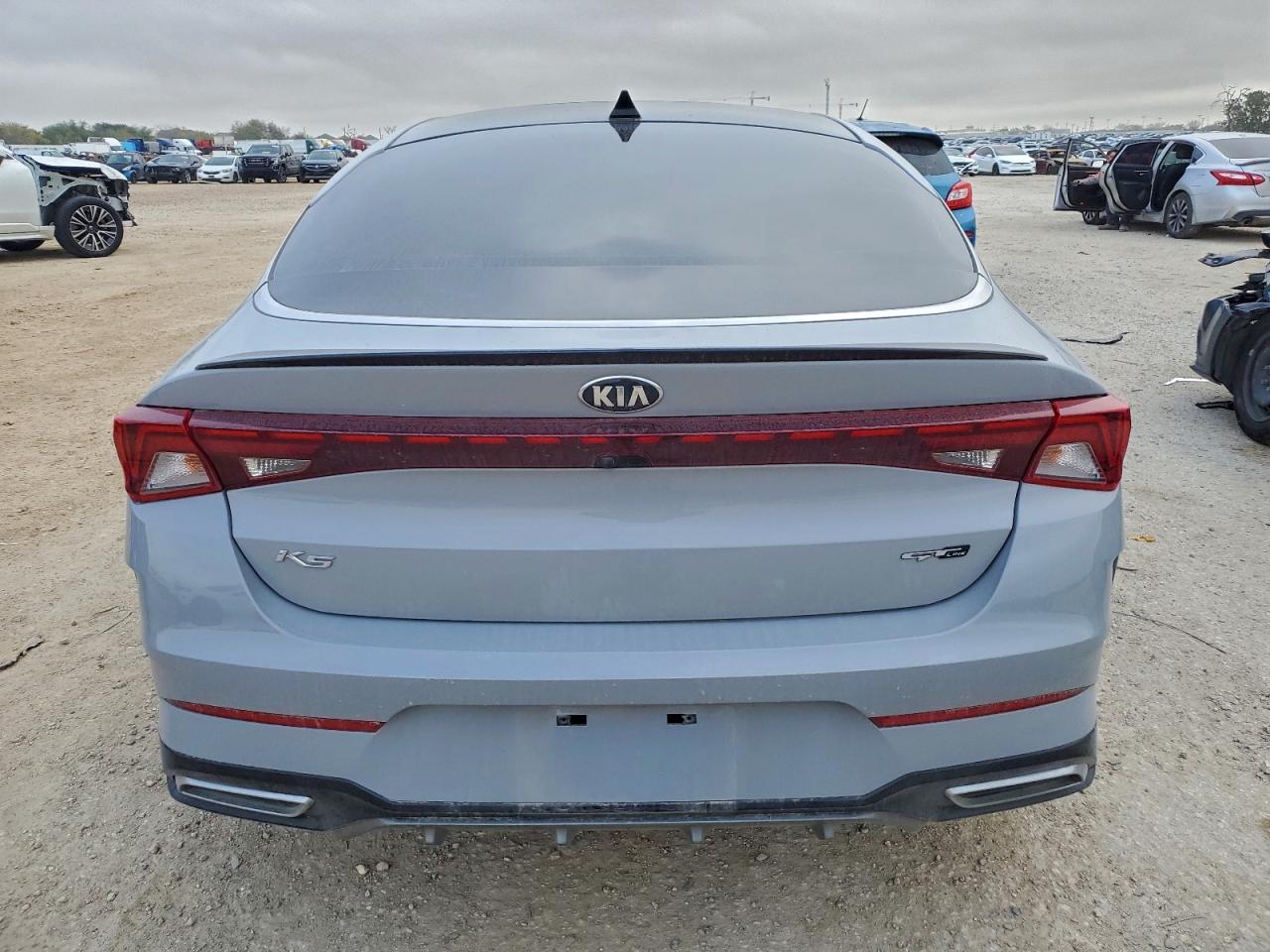 2021 KIA K5
