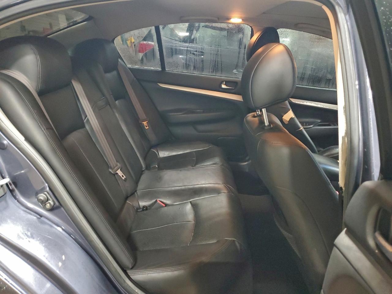 2010 INFINITI G37