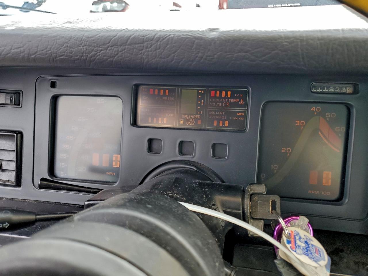 1984 CHEVROLET CORVETTE
