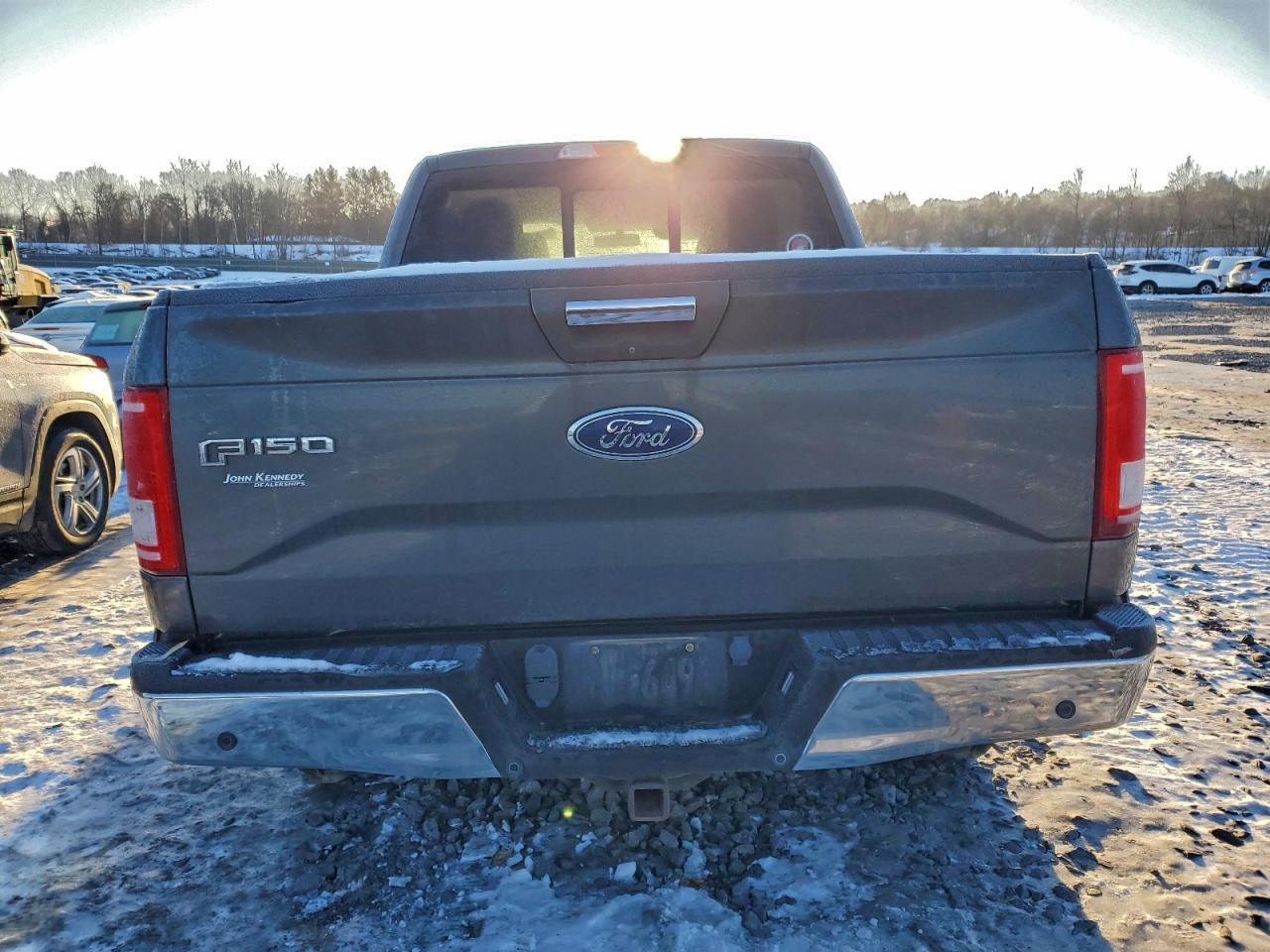 2015 FORD F-150