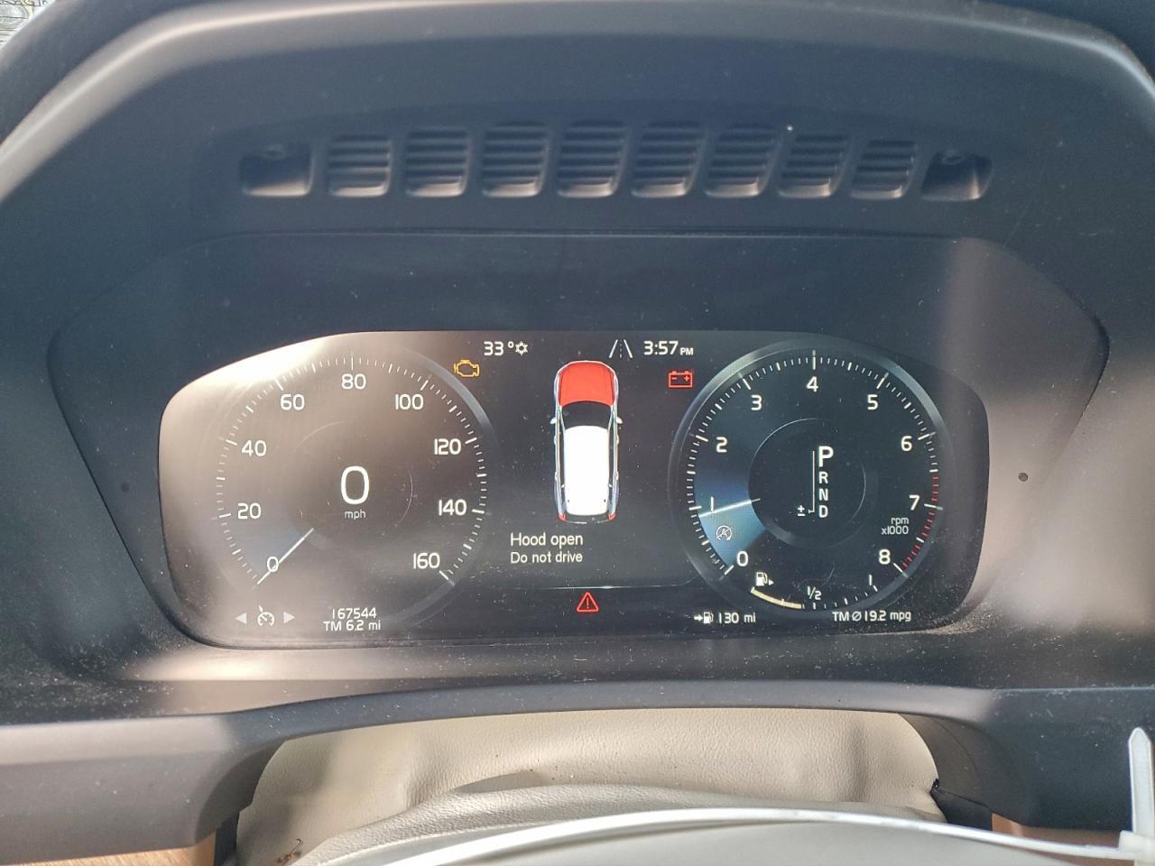 2016 VOLVO XC90