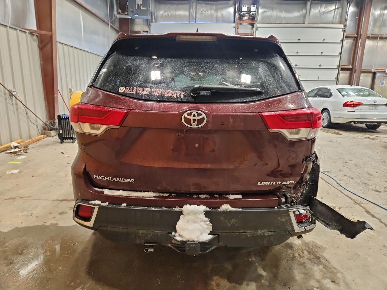 2018 TOYOTA HIGHLANDER