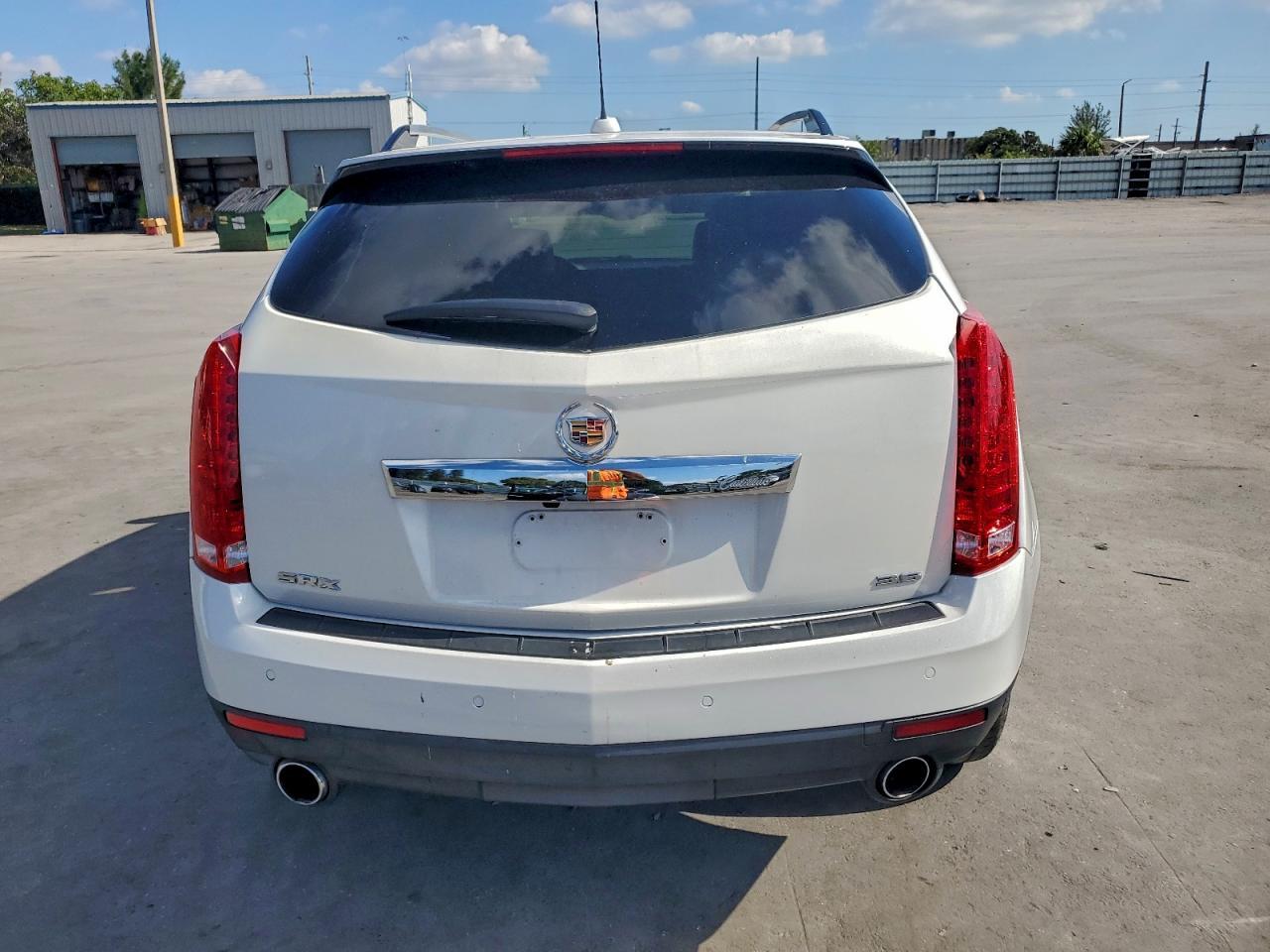 2015 CADILLAC SRX