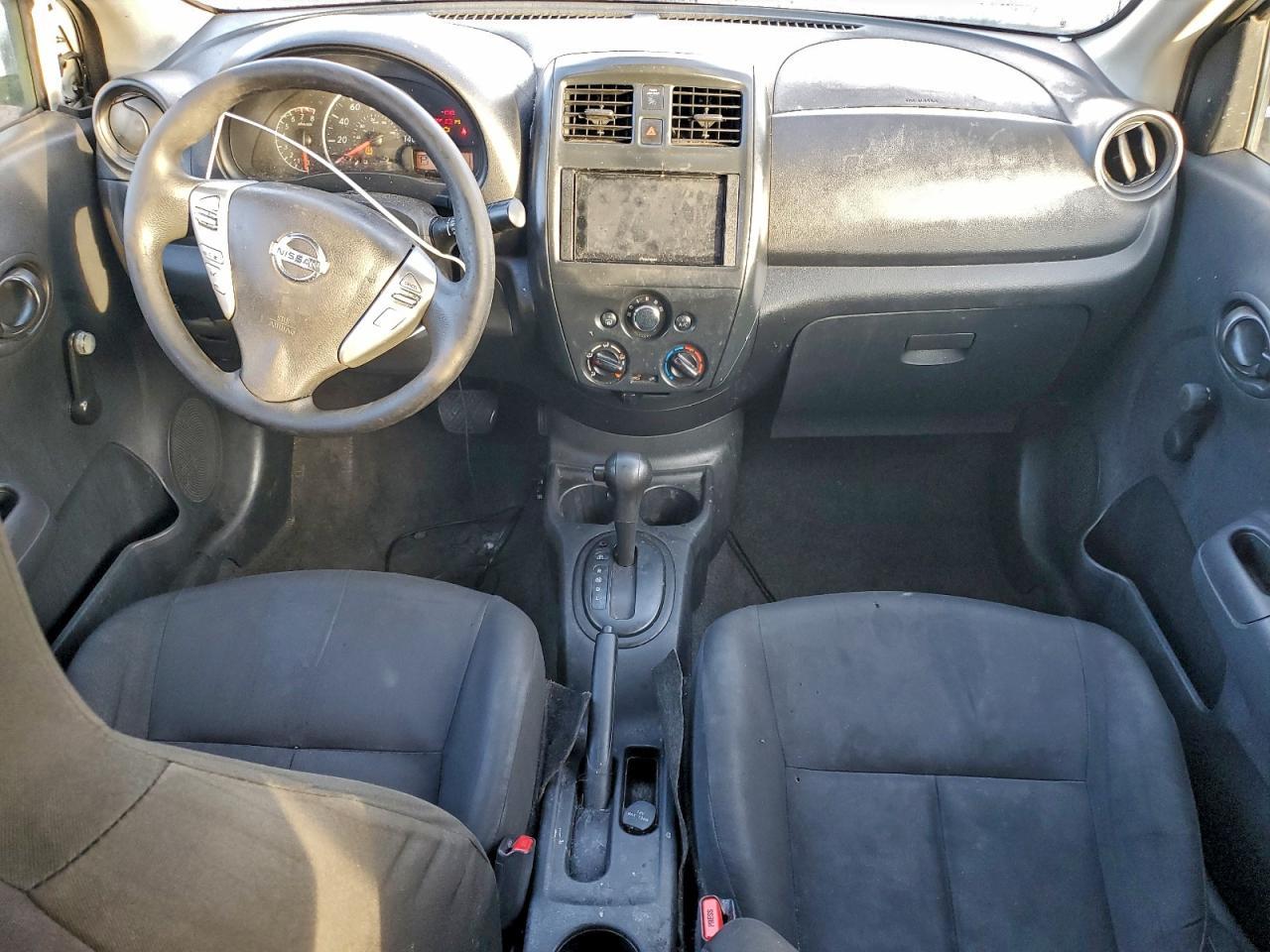2016 NISSAN VERSA