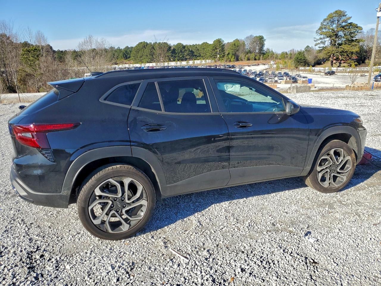 2025 CHEVROLET TRAX