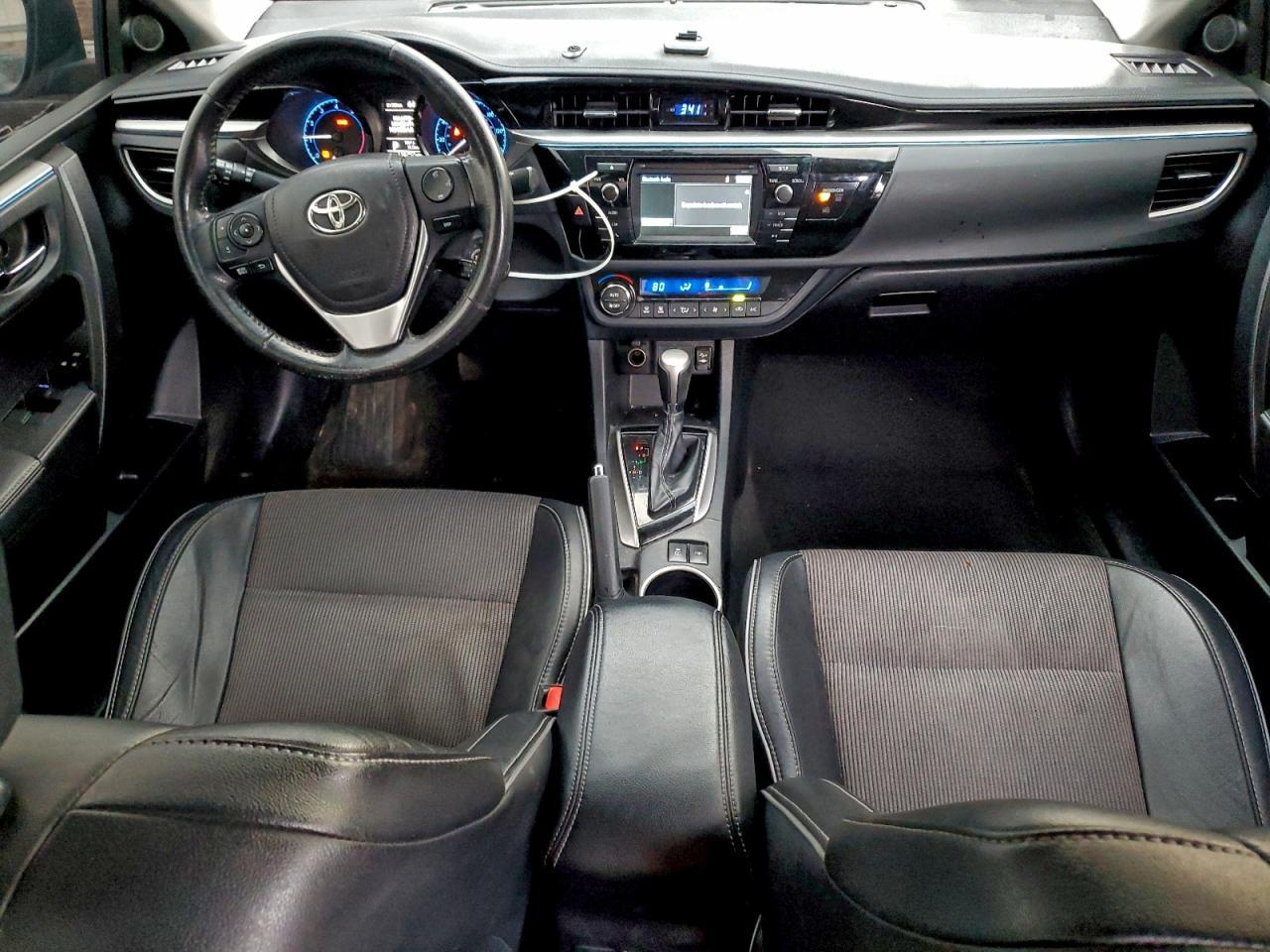 2016 TOYOTA COROLLA