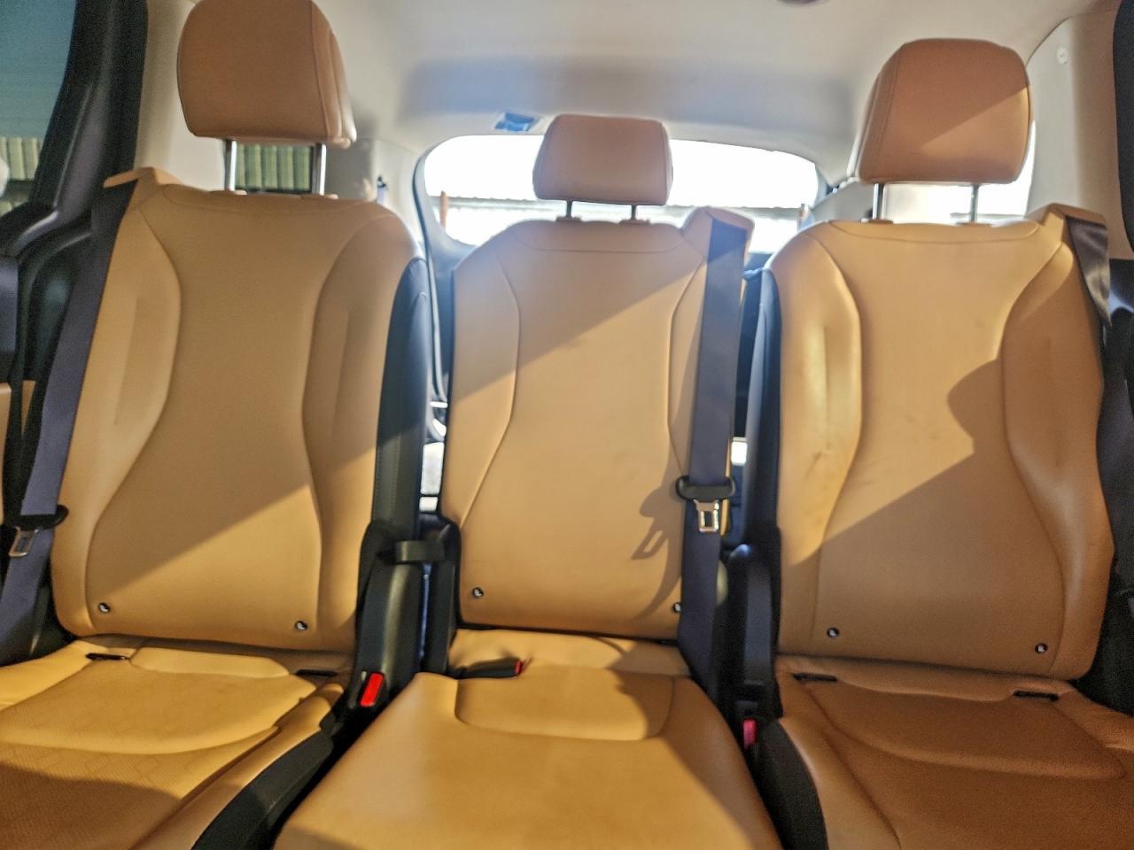 2024 KIA Carnival