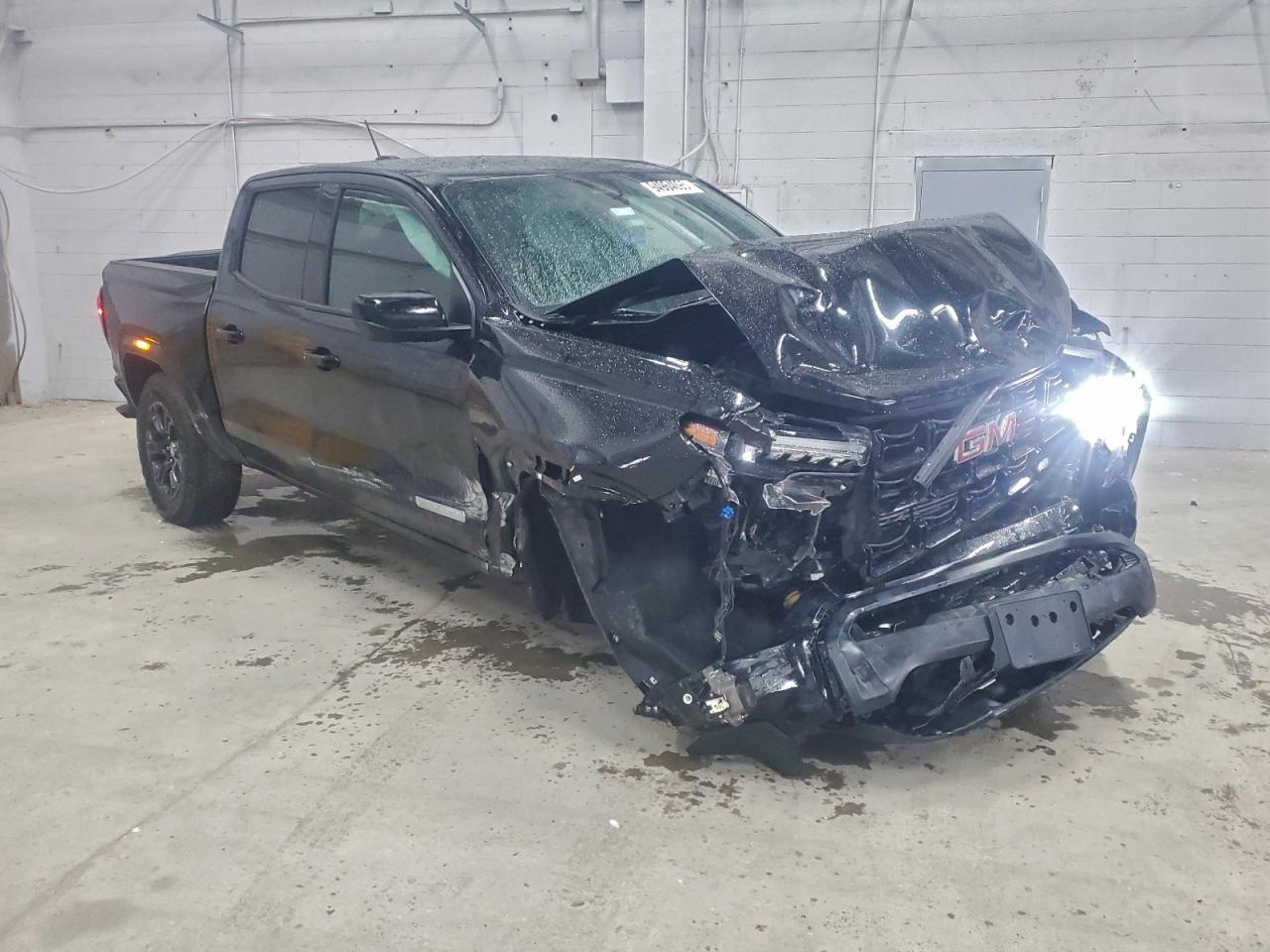 2024 GMC CANYON