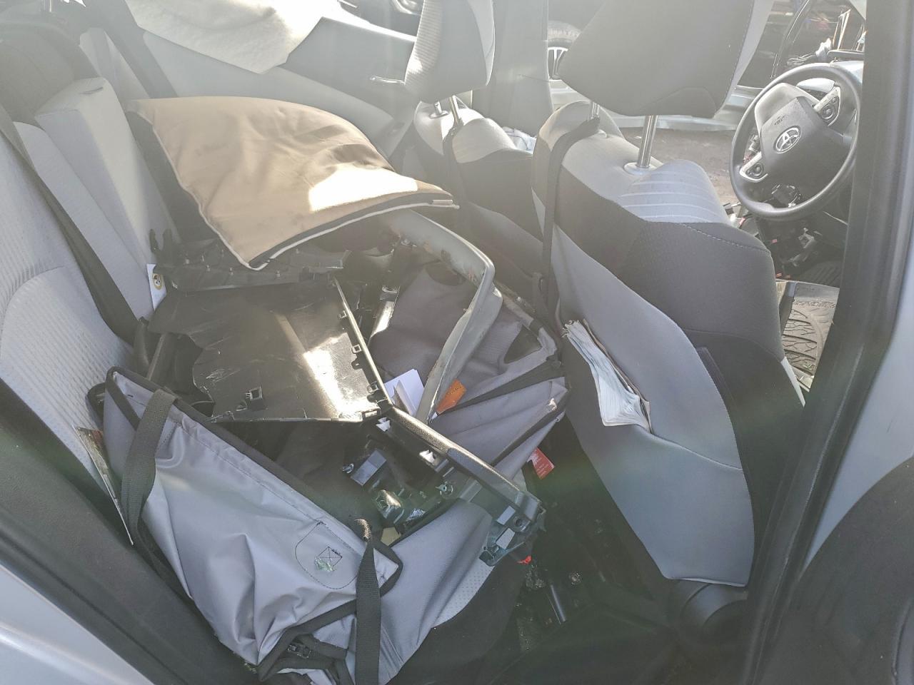 2017 TOYOTA PRIUS
