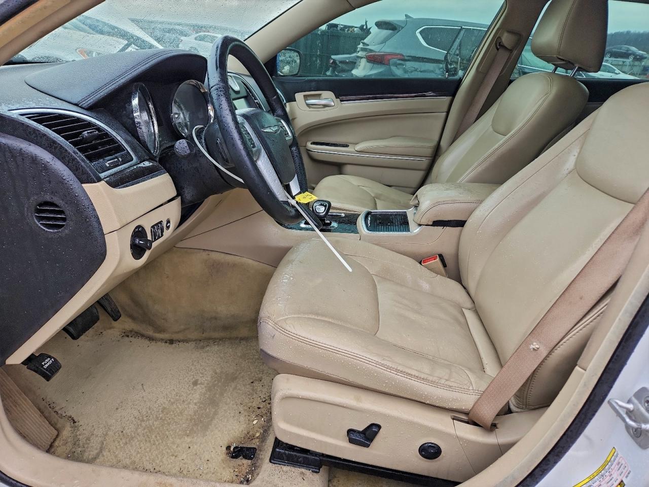 2012 CHRYSLER 300