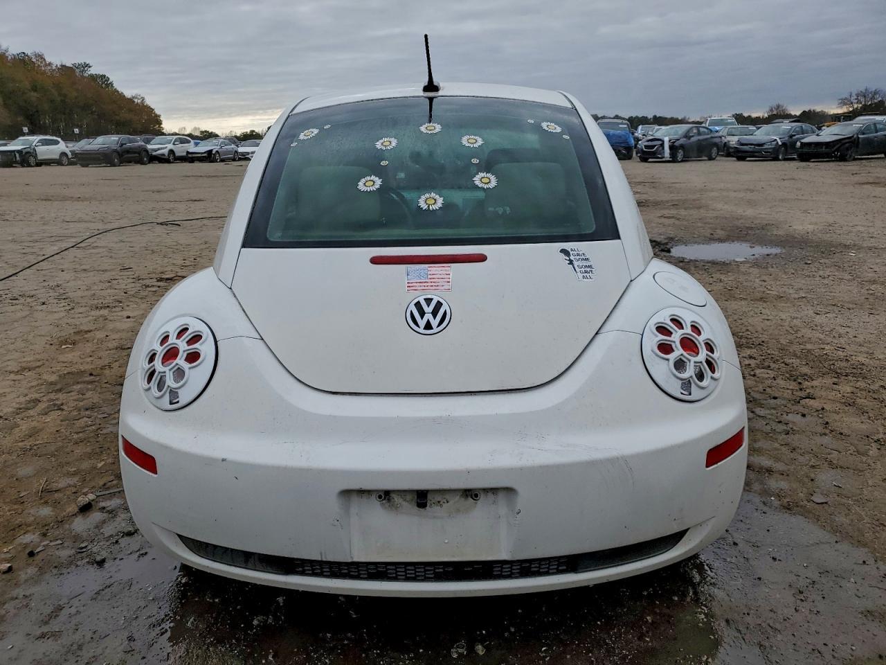 2010 VOLKSWAGEN Beetle