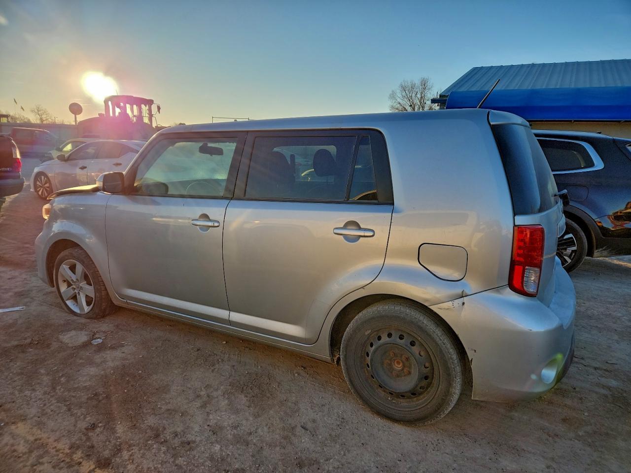 2015 TOYOTA SCION