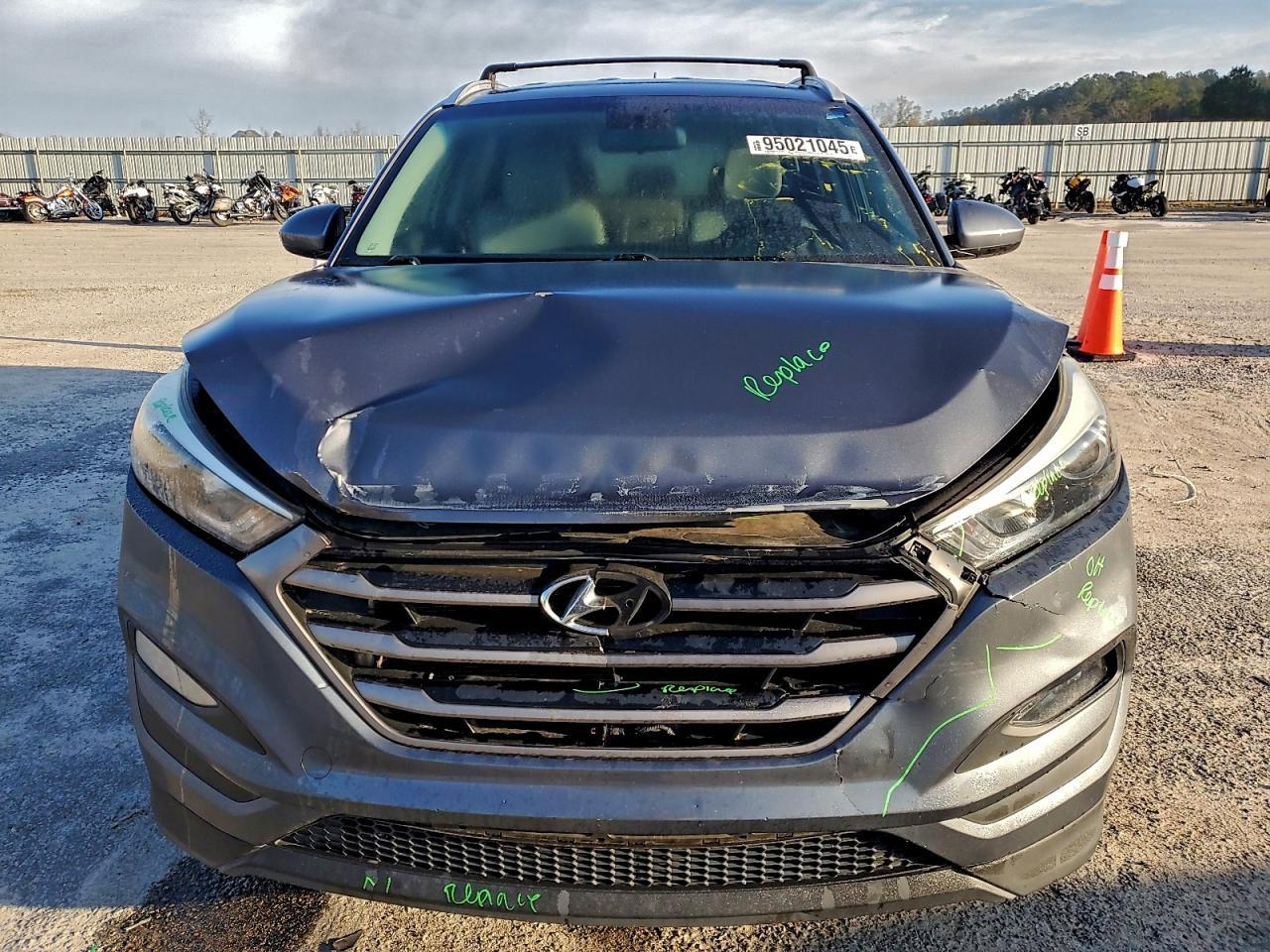 2016 HYUNDAI TUCSON