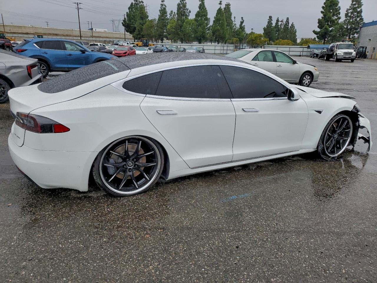 2021 TESLA MODEL S