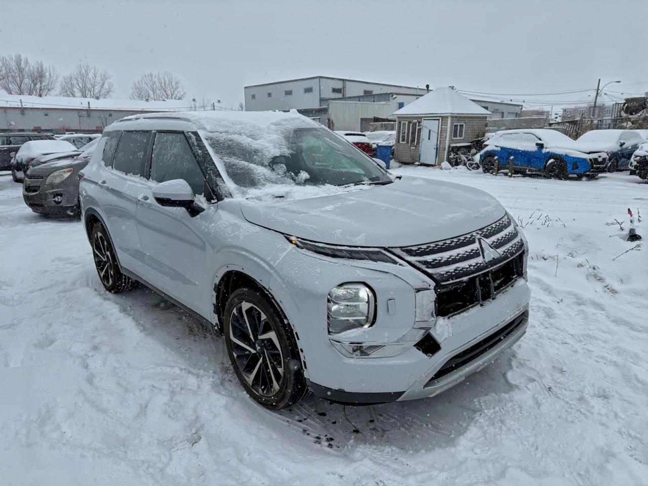 2022 MITSUBISHI outlander