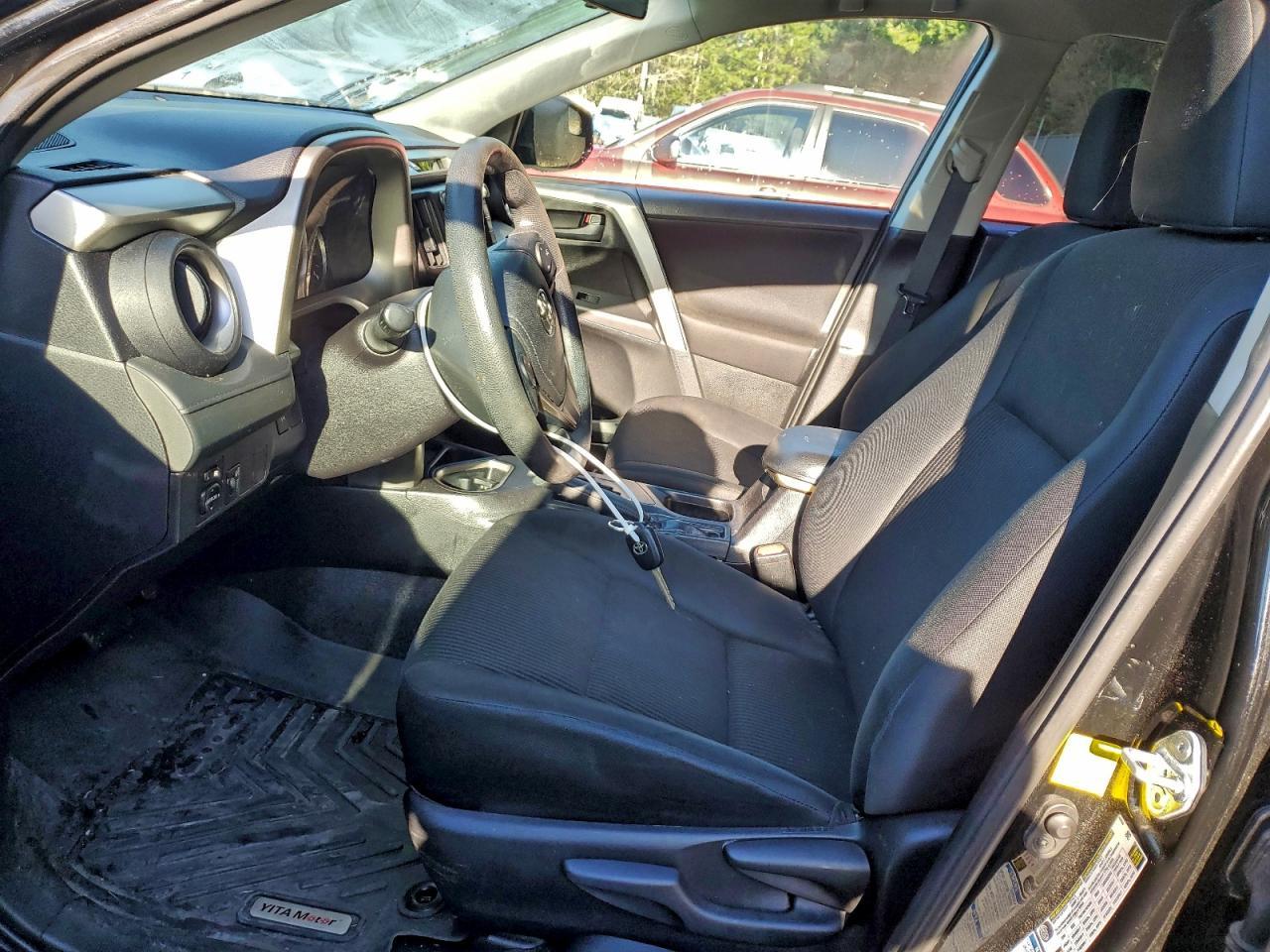 2016 TOYOTA RAV4