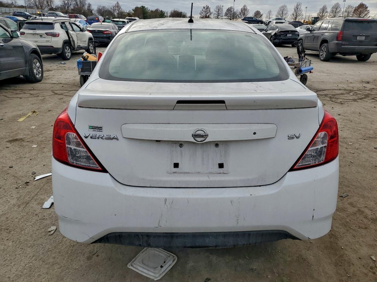 2019 NISSAN VERSA