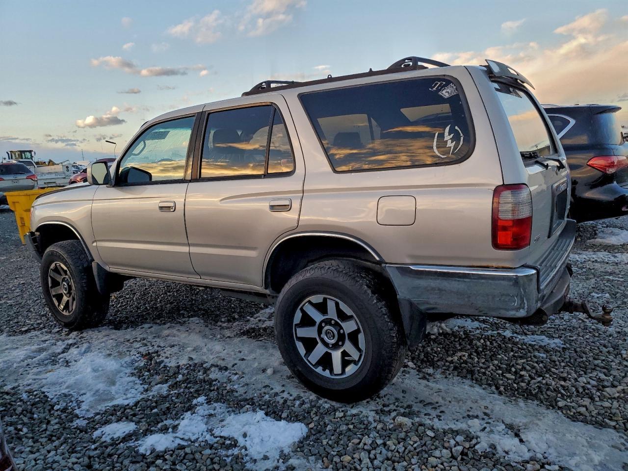 1996 TOYOTA 4Runner