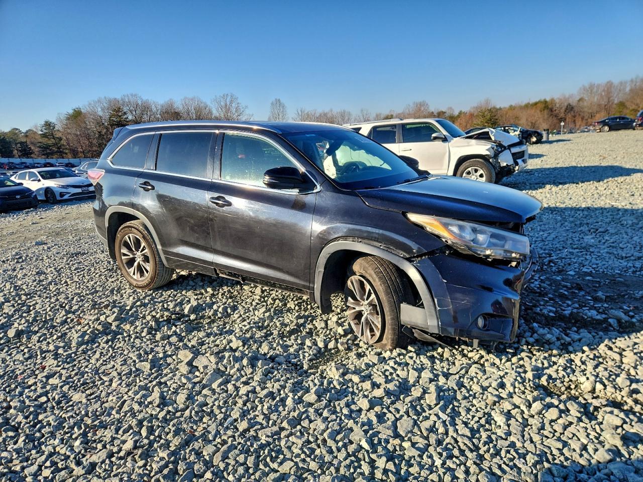 2016 TOYOTA HIGHLANDER