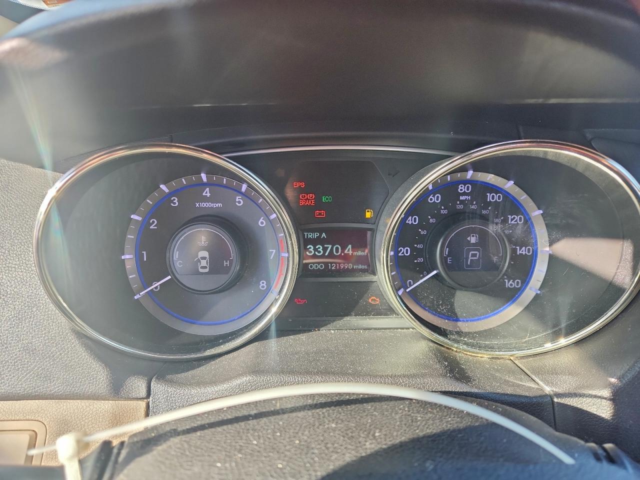 2011 HYUNDAI SONATA
