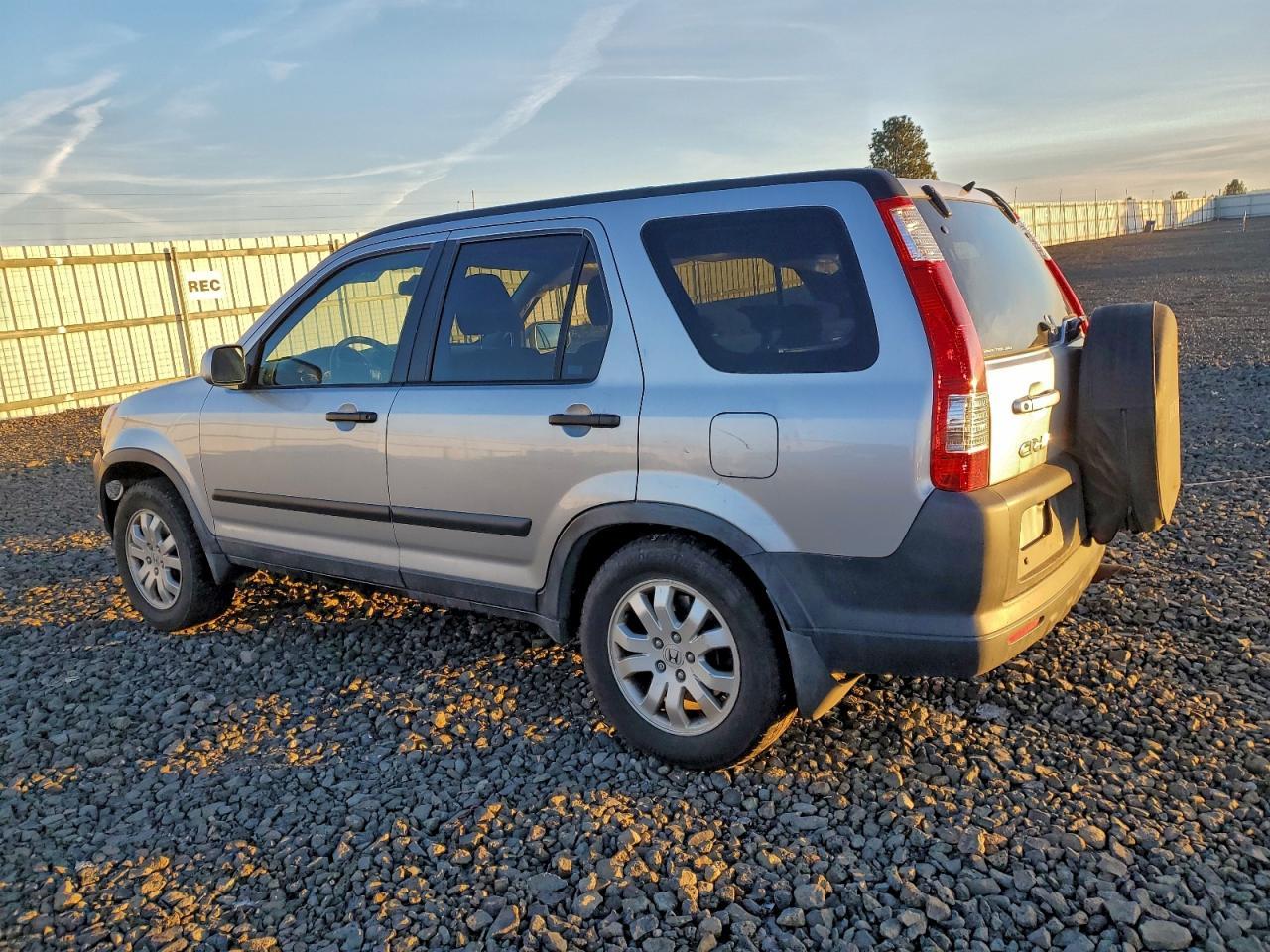 2005 HONDA CR-V