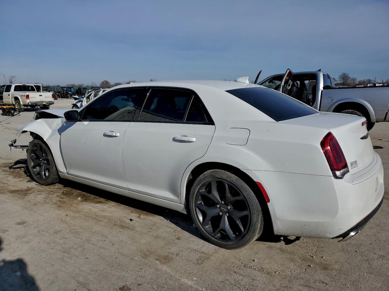 2021 CHRYSLER 300