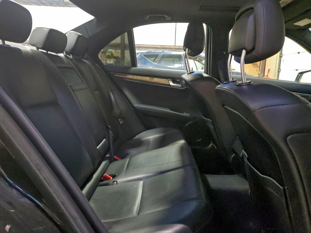 2011 MERCEDES-BENZ C-CLASS