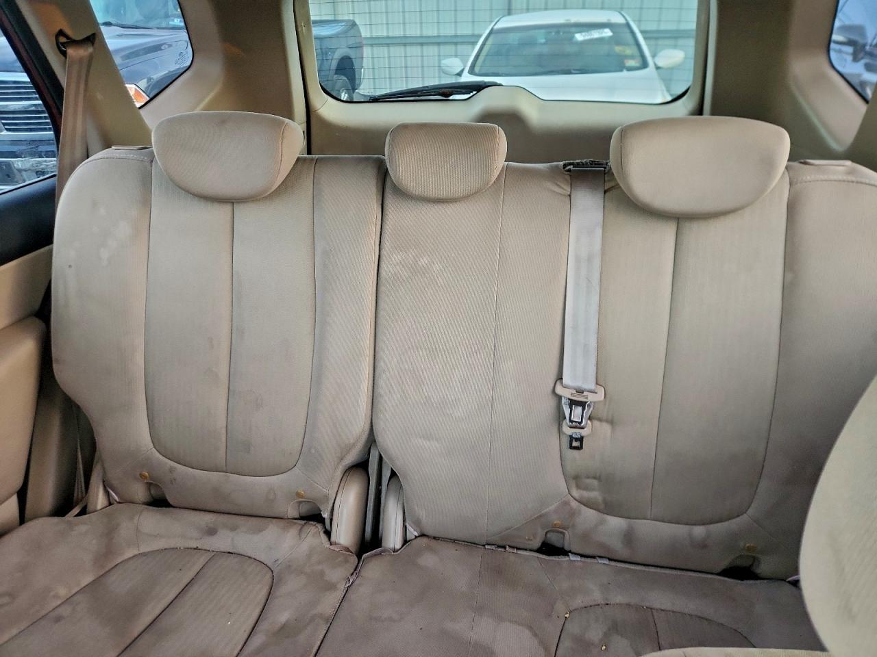 2008 KIA RONDO