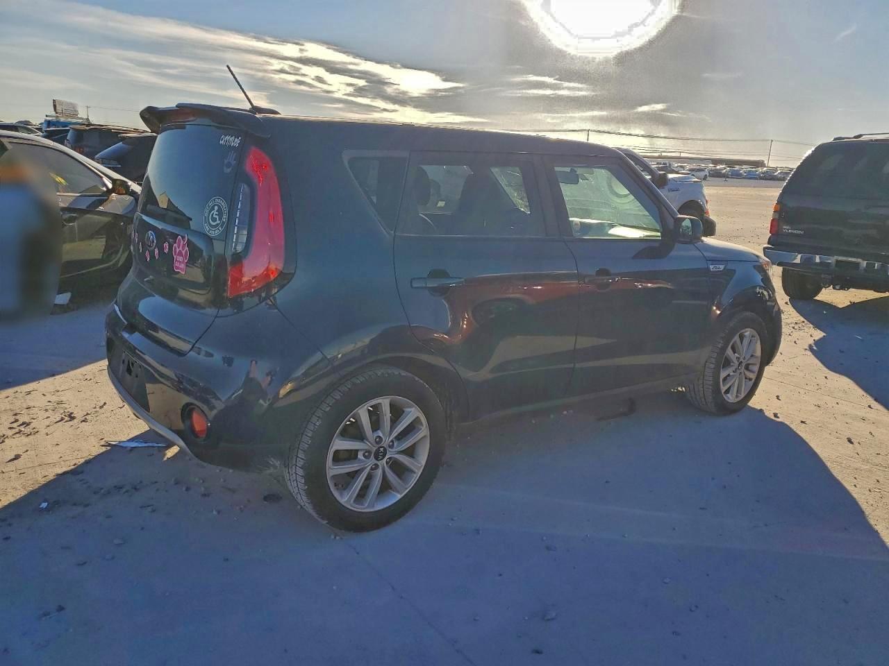 2017 KIA SOUL