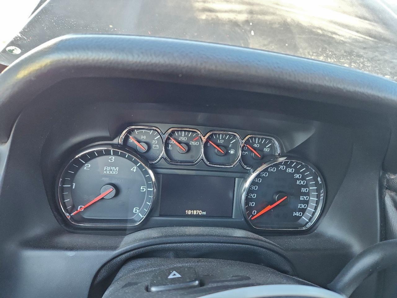 2015 CHEVROLET Suburban