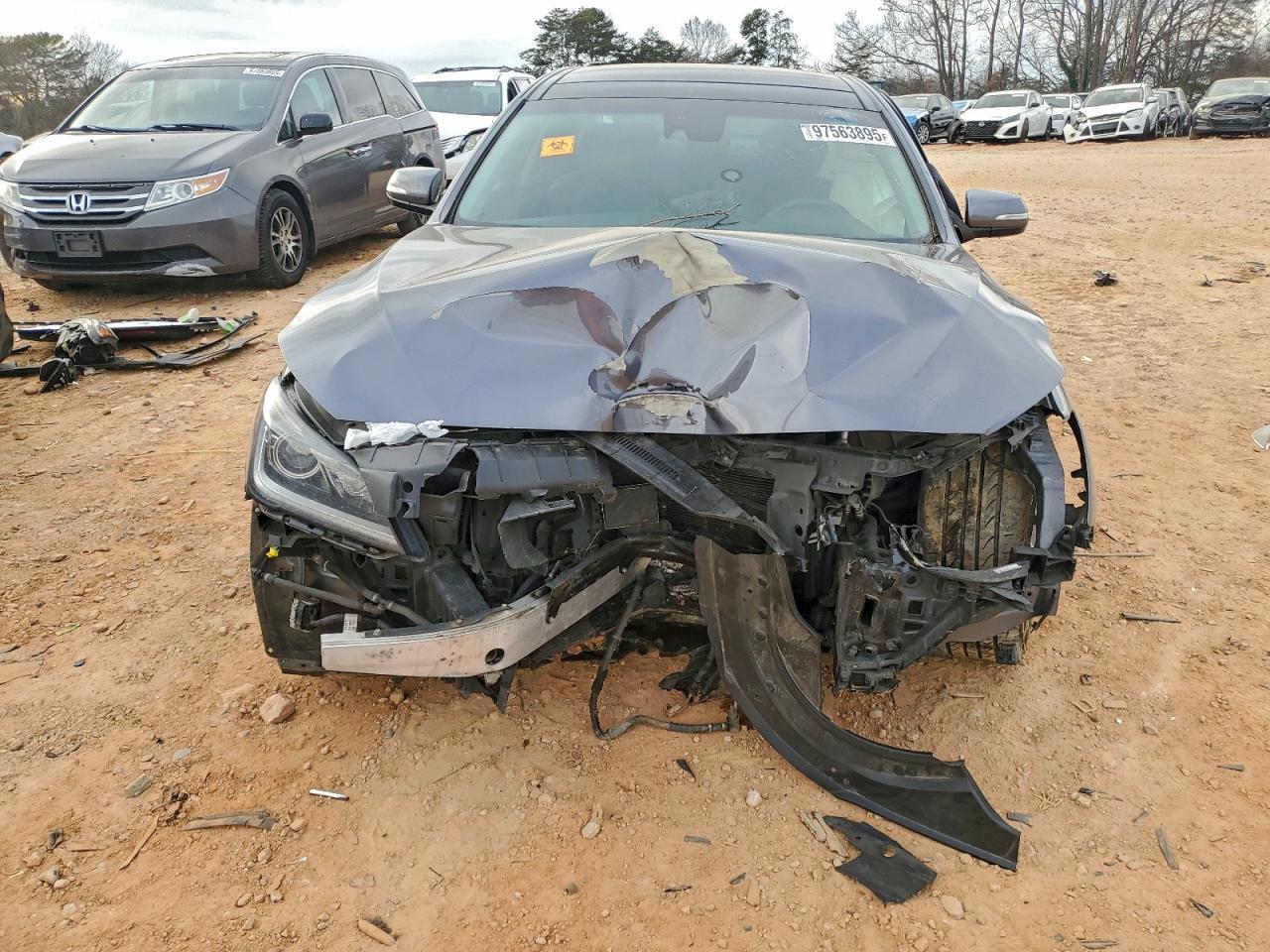 2015 HYUNDAI GENESIS