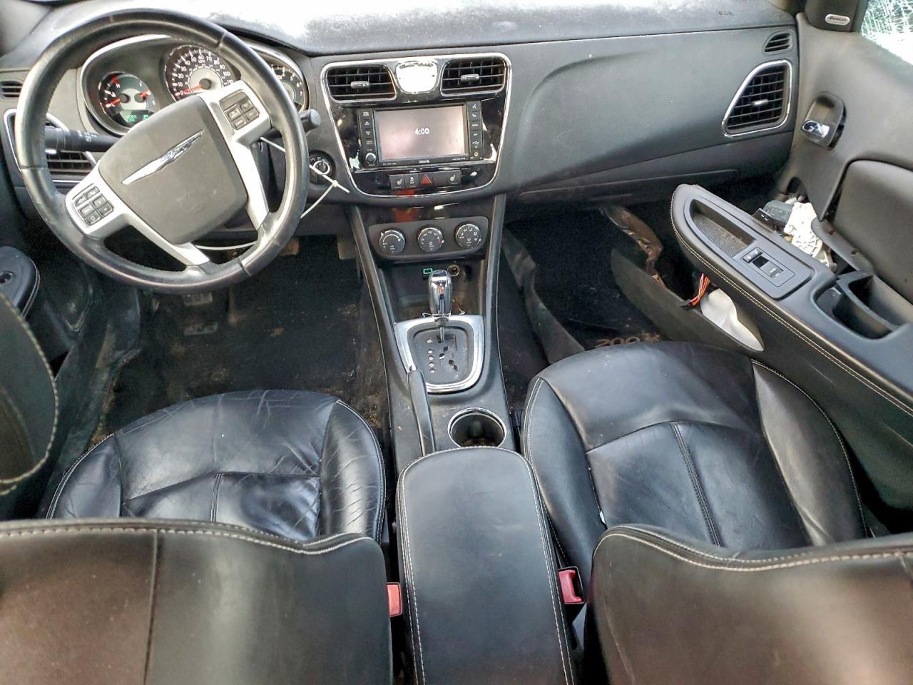 2013 CHRYSLER 200