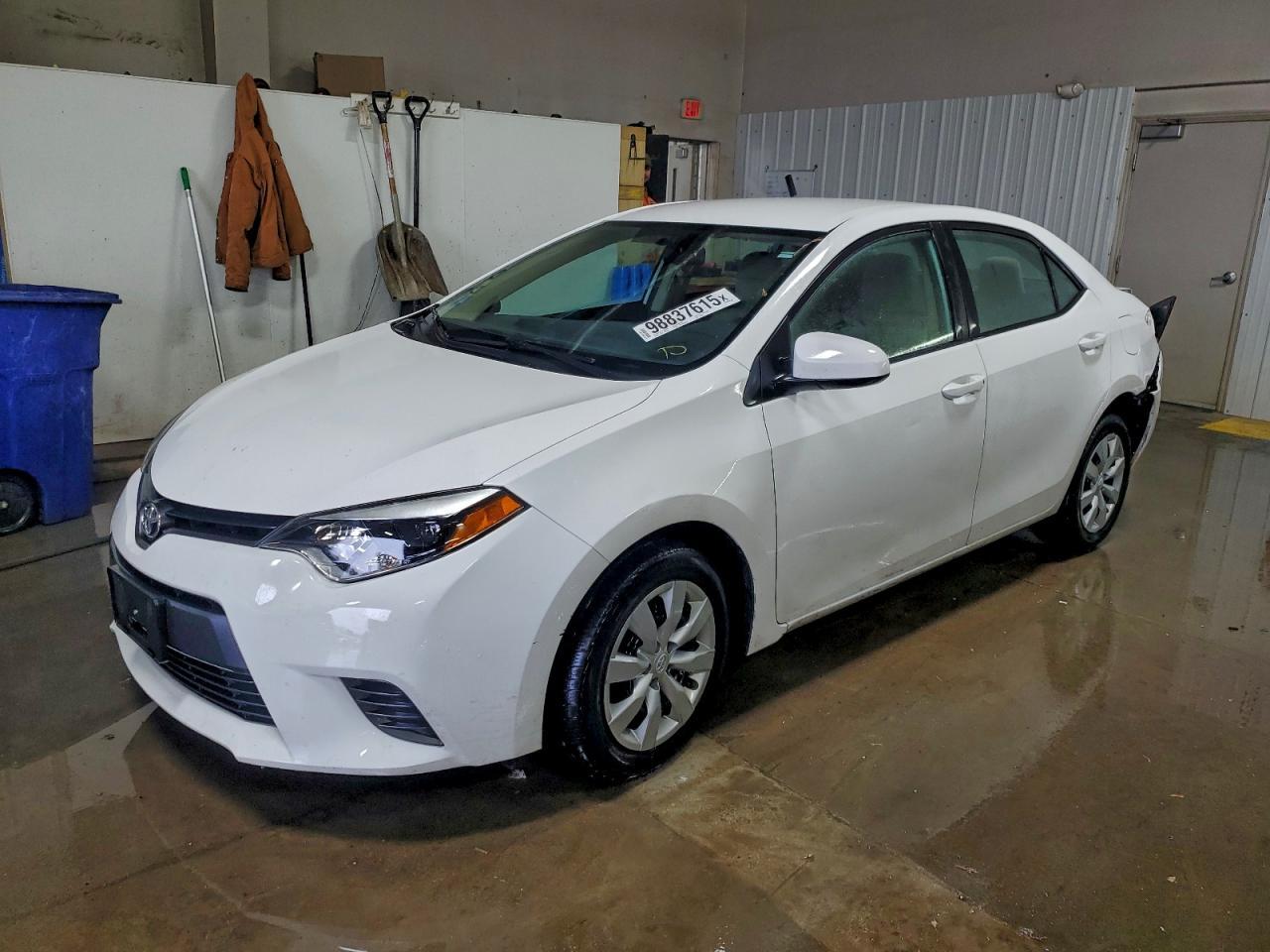 2016 TOYOTA COROLLA