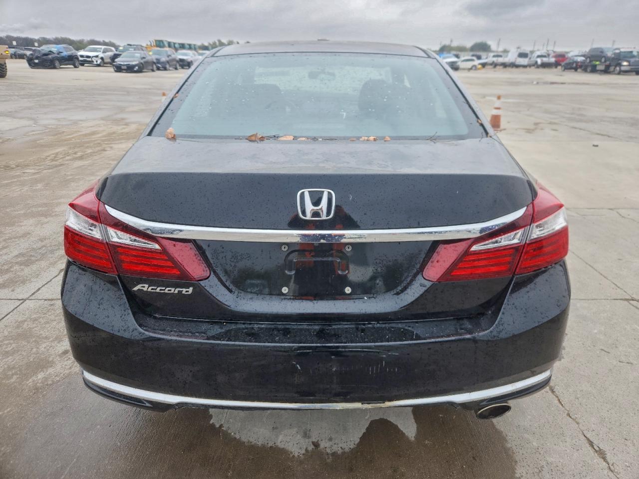 2017 HONDA ACCORD