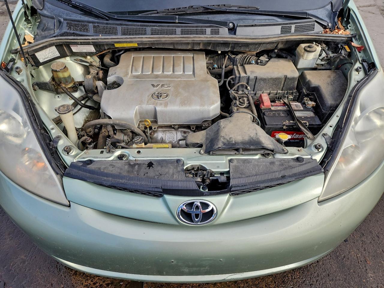2008 TOYOTA SIENNA