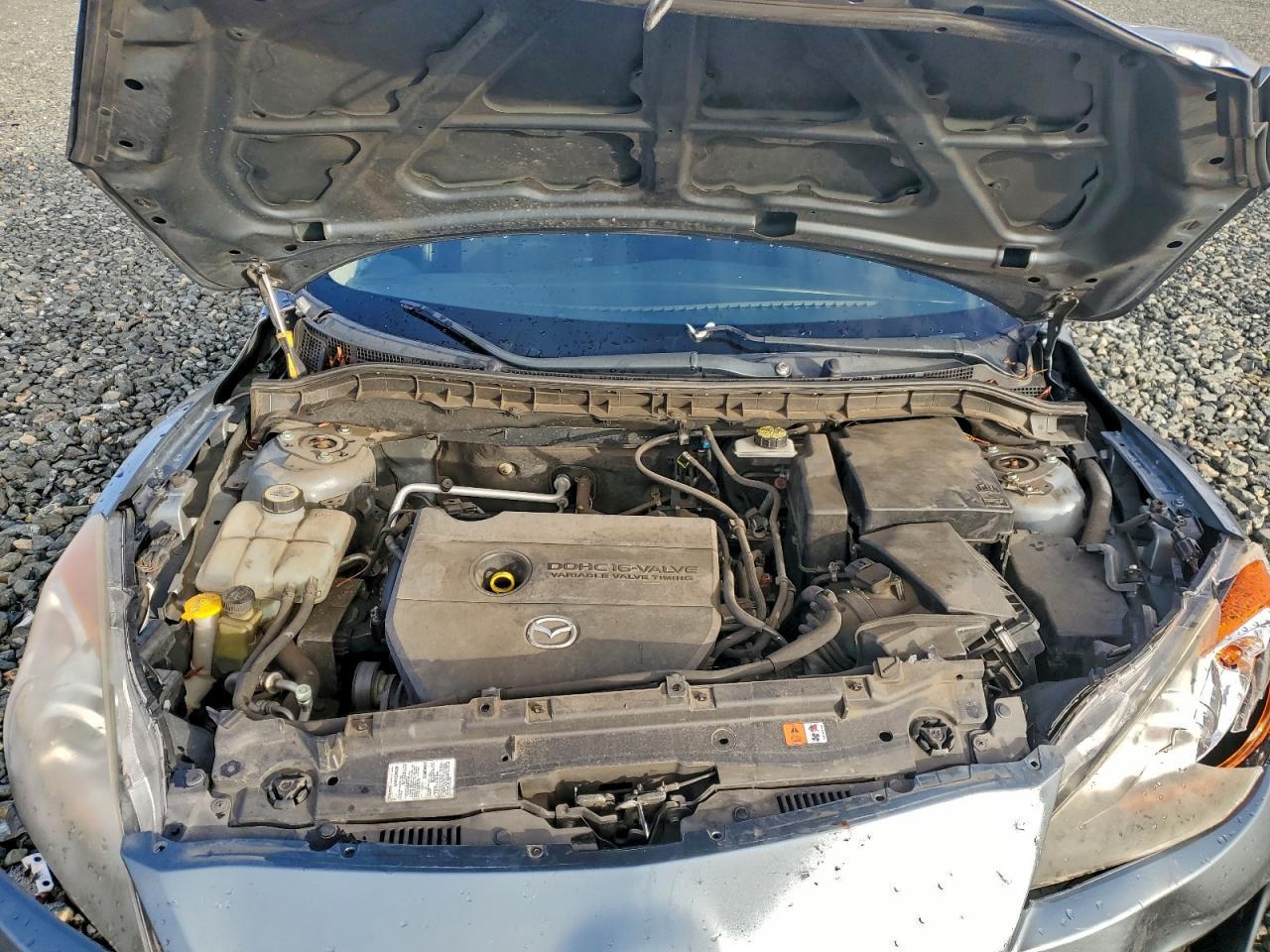 2013 MAZDA 3