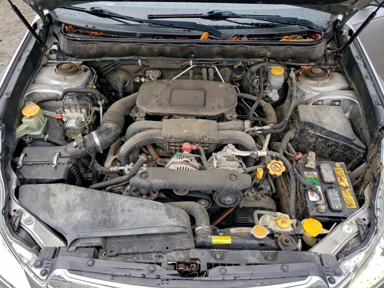 2010 SUBARU Outback