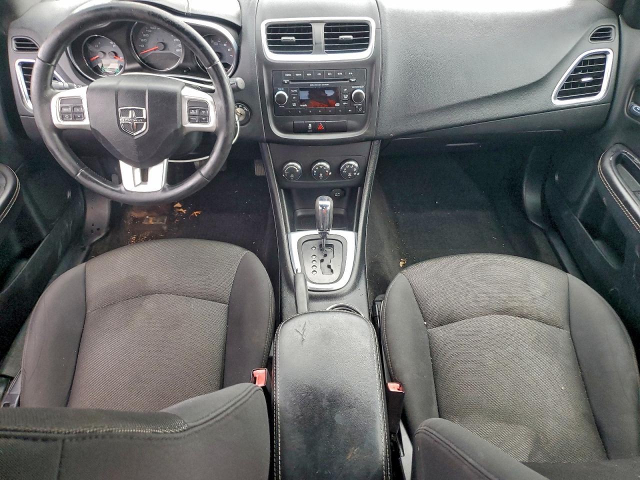 2013 DODGE Avenger
