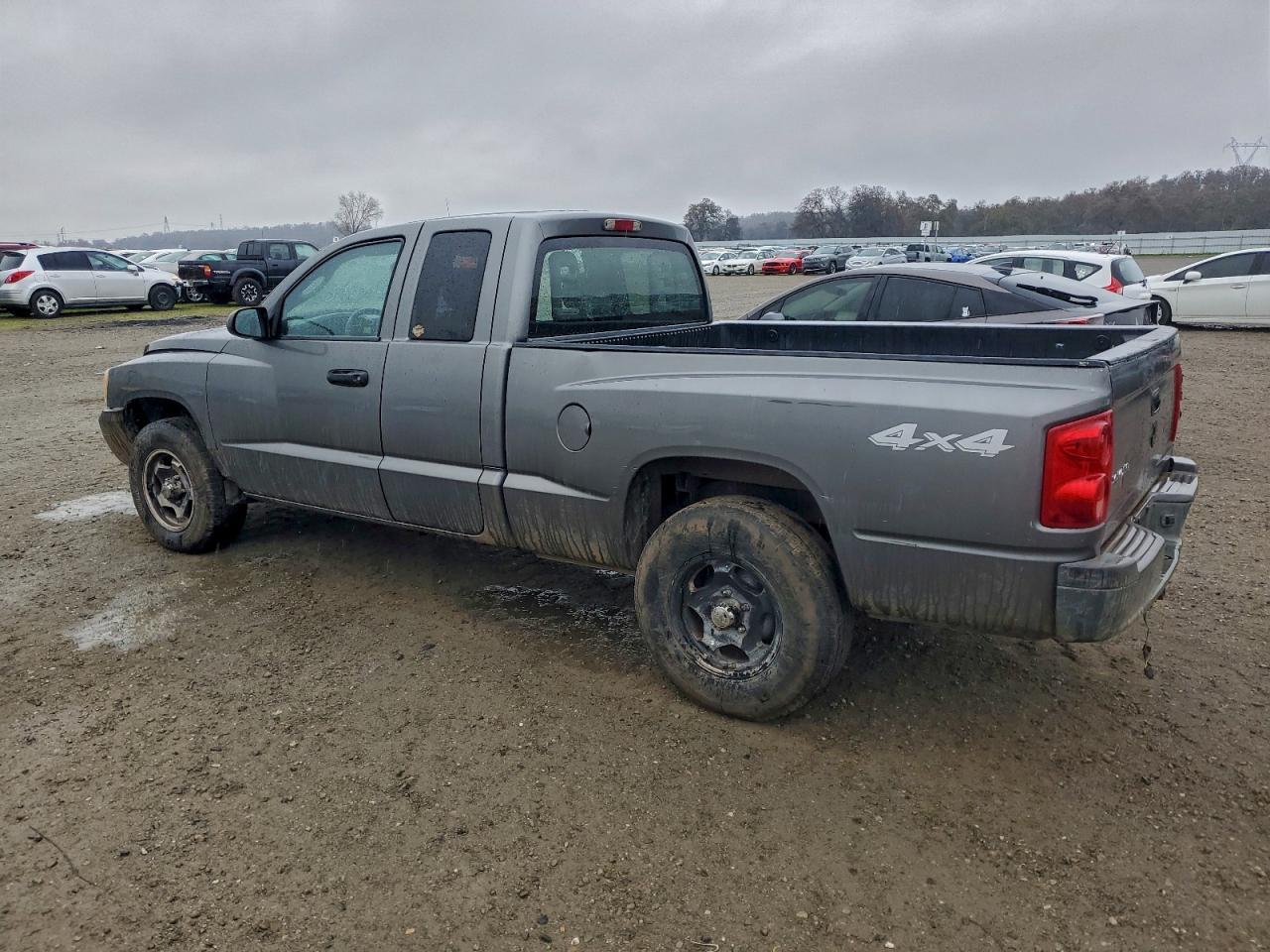 2005 DODGE Dakota