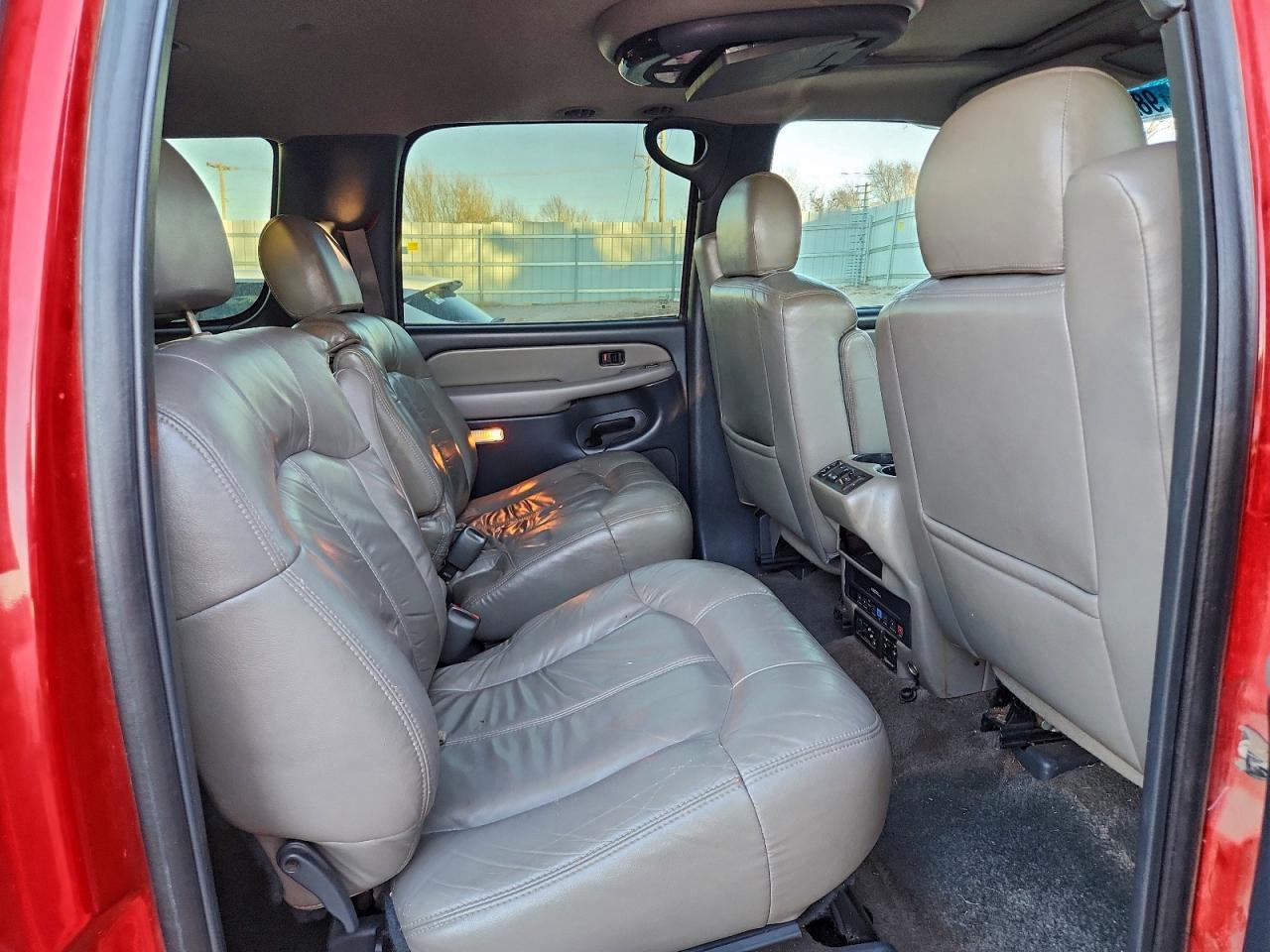 2002 CHEVROLET Suburban