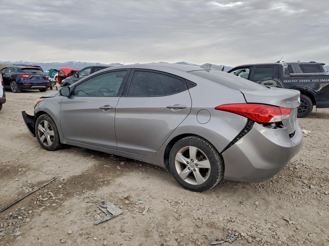 2011 HYUNDAI ELANTRA