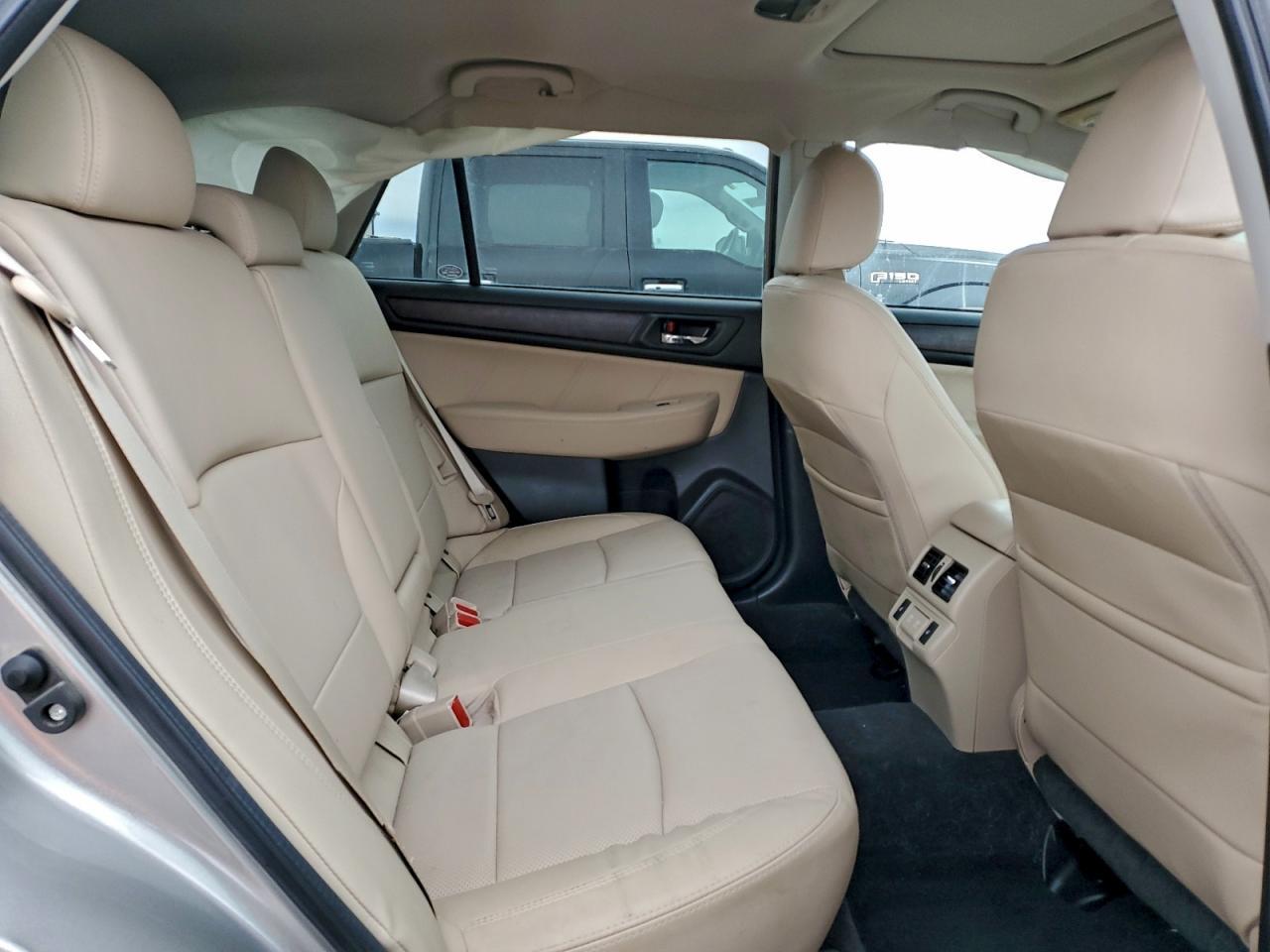 2019 SUBARU Outback