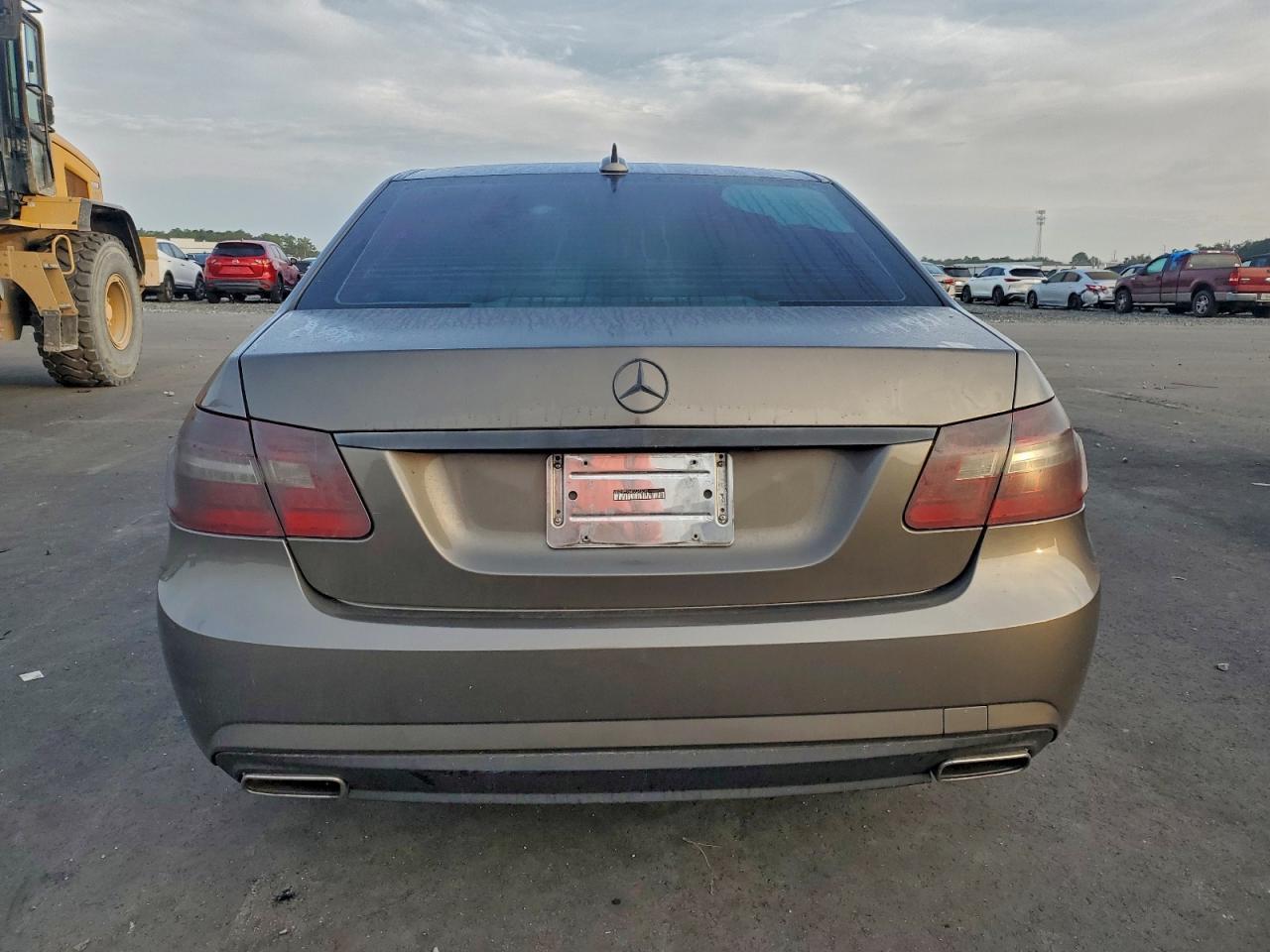 2012 MERCEDES-BENZ E-Class