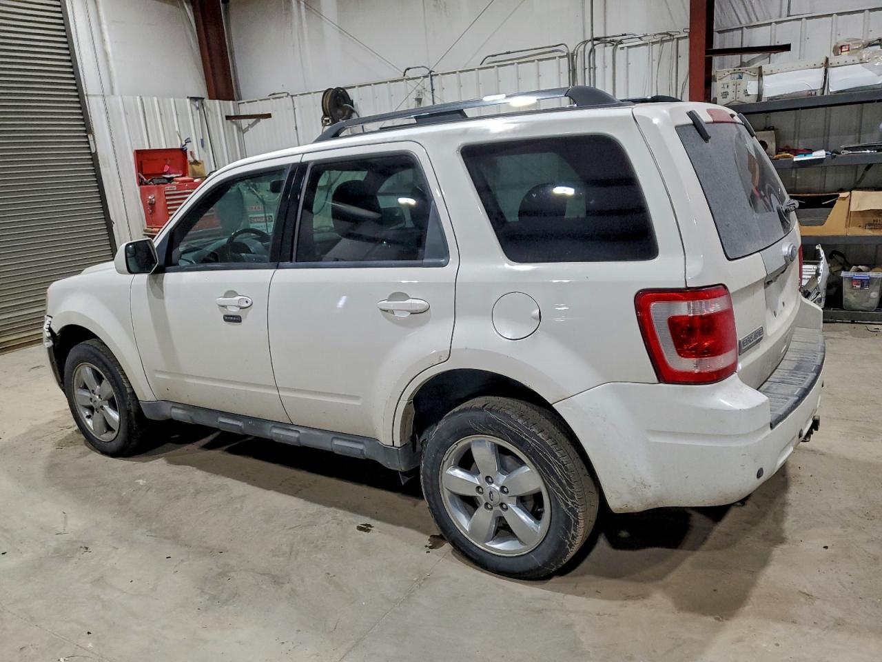 2010 FORD ESCAPE