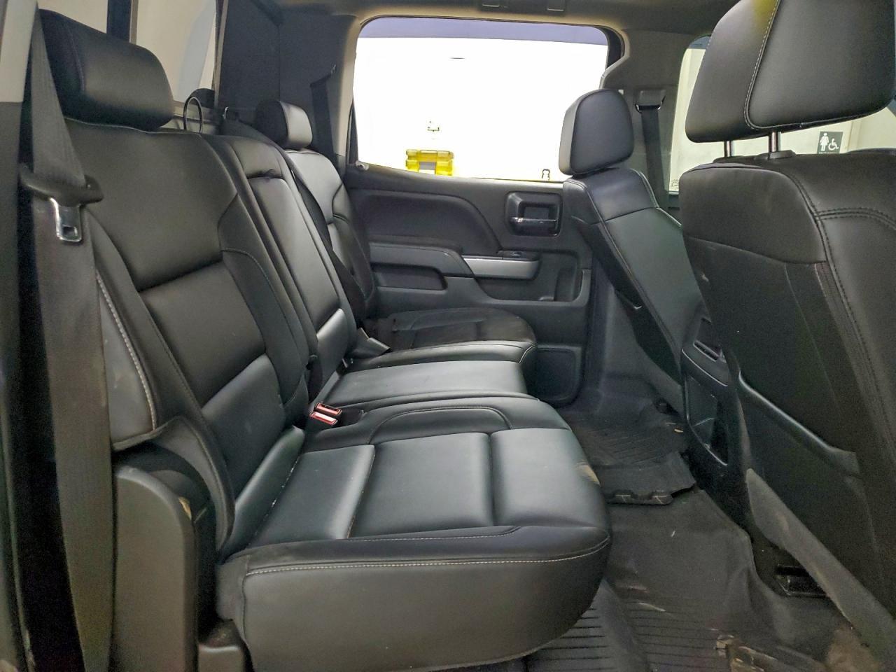 2018 CHEVROLET Silverado