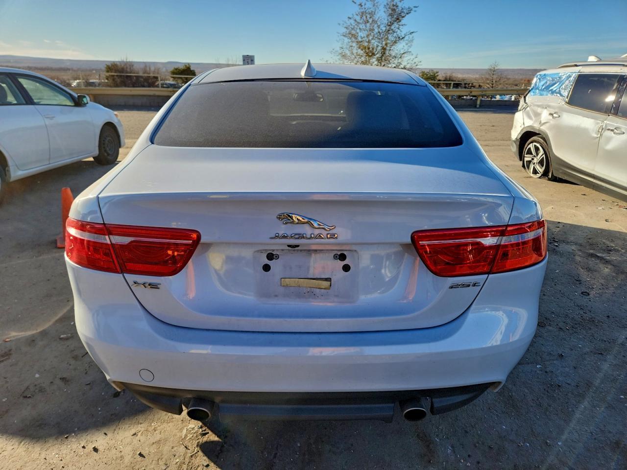 2017 JAGUAR XE