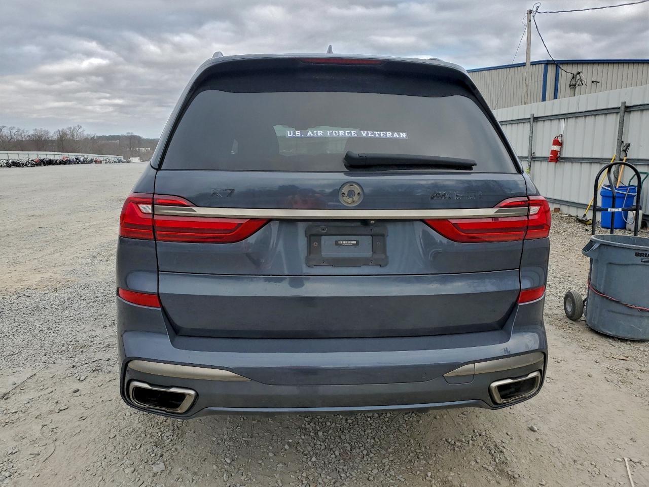 2020 BMW X7